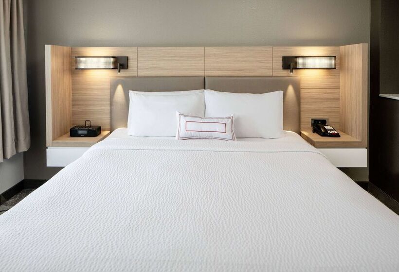 فندق Sonesta Select Nashville Airport Suites