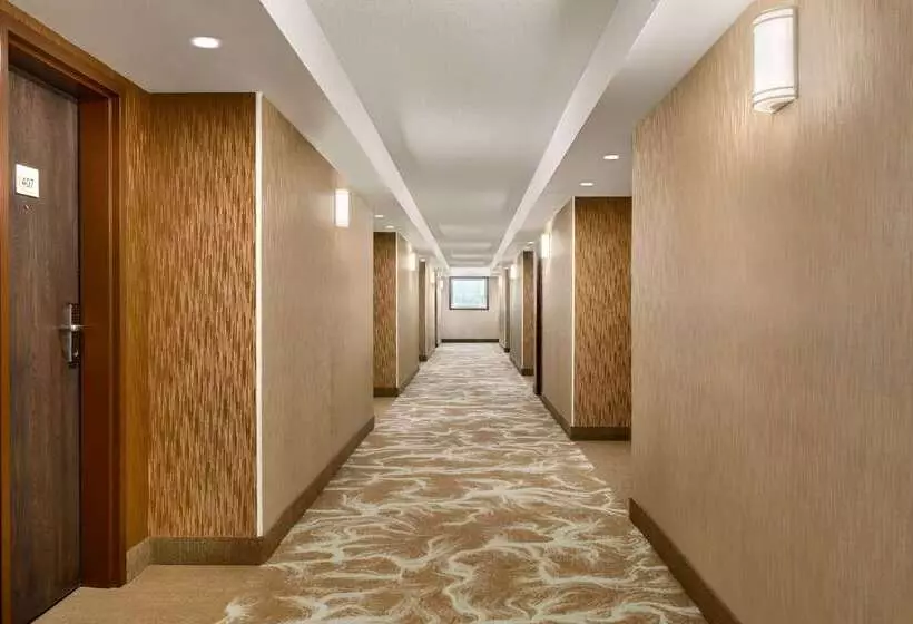 호텔 Super 8 By Wyndham Ajax/toronto On