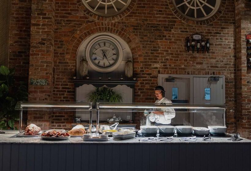 The Bridge Hotel And Spa