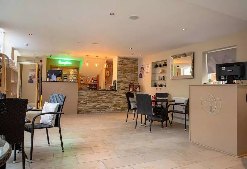 The Bridge Hotel And Spa