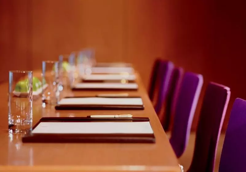 هتل The Ritzcarlton, Wolfsburg