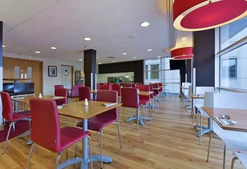 Отель Travelodge City Liverpool Street