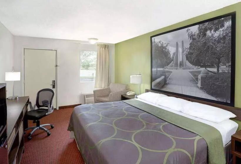 مُتل Super 8 By Wyndham Lafayette