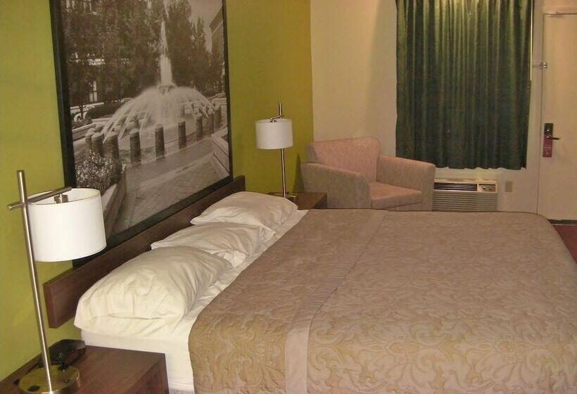 モーテル Super 8 By Wyndham Lafayette