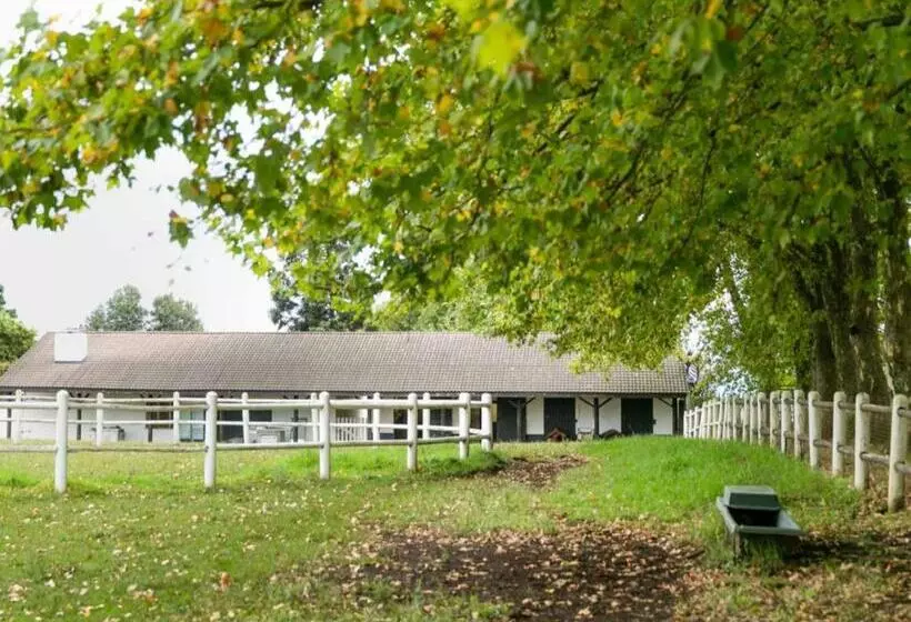 Crestwood Bed & Breakfast