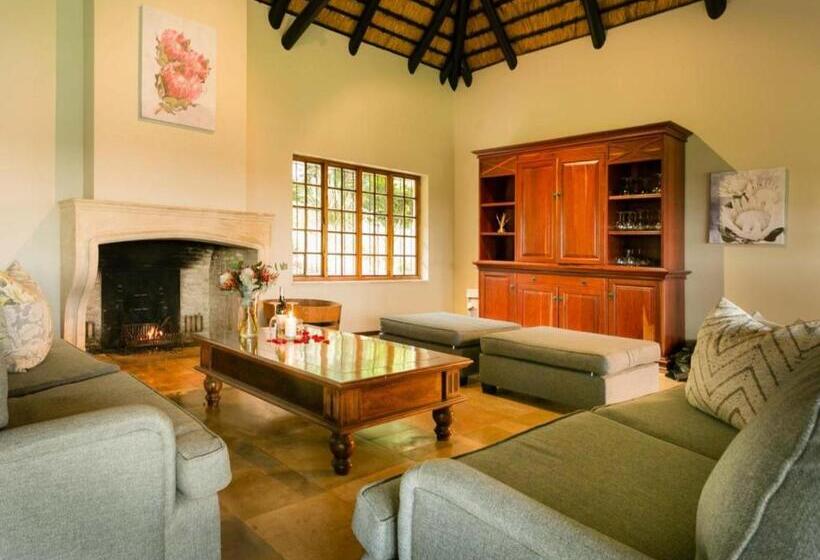 Crestwood Bed & Breakfast