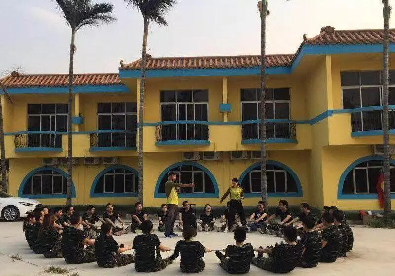 ホテル 7days Inn Zhuhai Crocodile Island Bohuang Furniture Baiteng Lake Branch