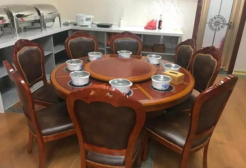 ホテル 7days Inn Zhuhai Crocodile Island Bohuang Furniture Baiteng Lake Branch