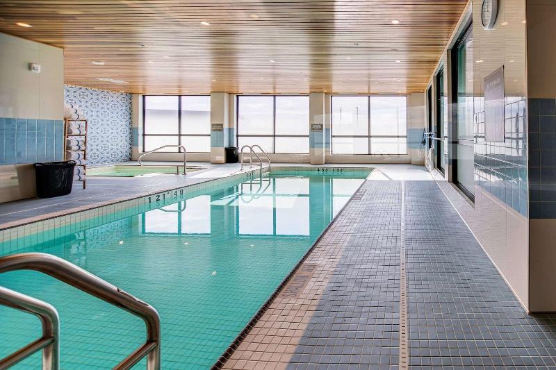 Otel Sandman Signature Saskatoon South