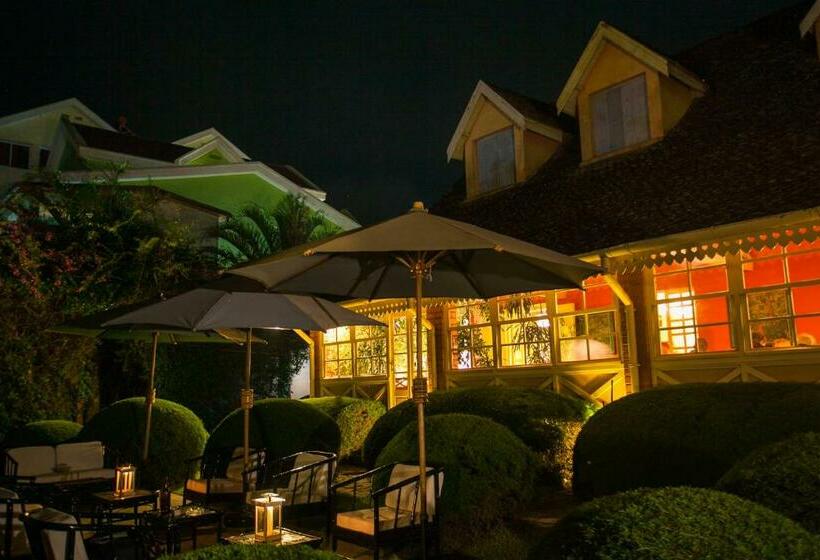 هتل Tsara Guest House