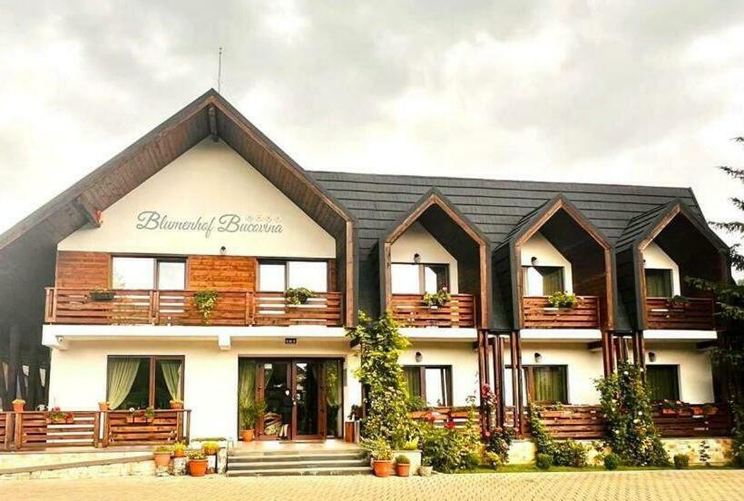 پانسیون Blumenhof Bucovina