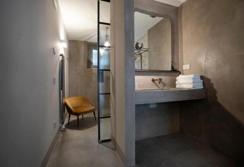 پانسیون Casazavi