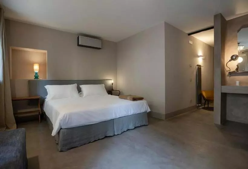 پانسیون Casazavi