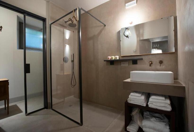 پانسیون Casazavi