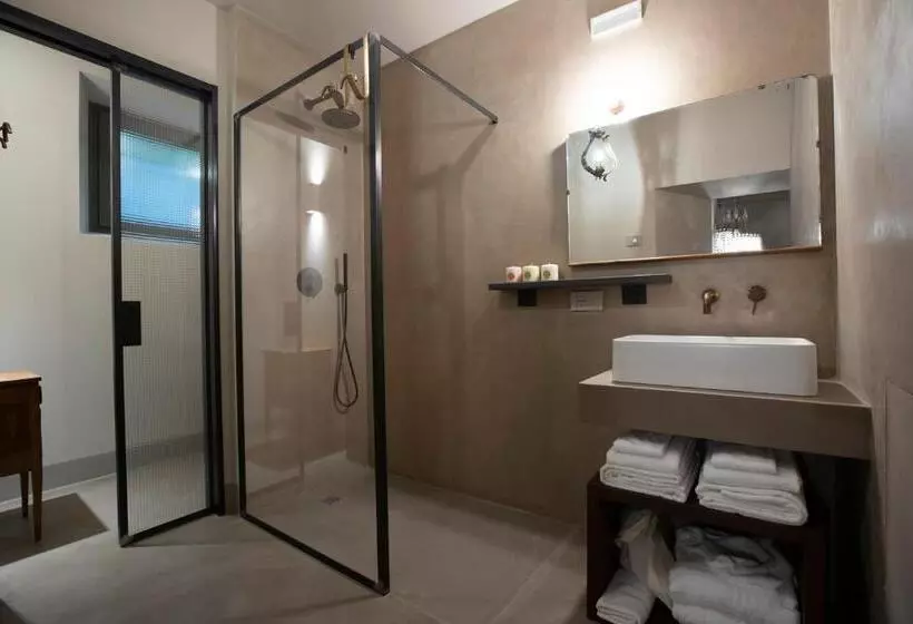 پانسیون Casazavi