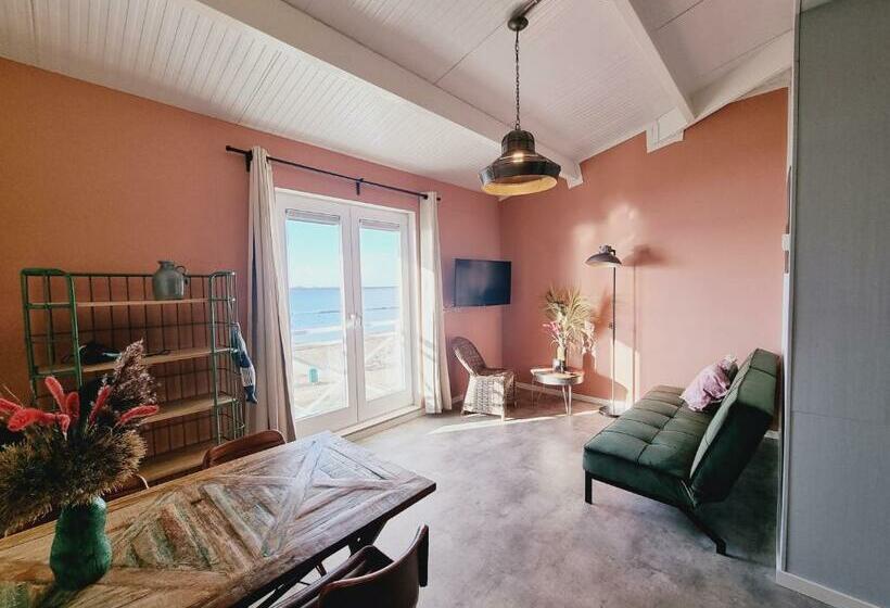 Beach Hotel Oostvoorne