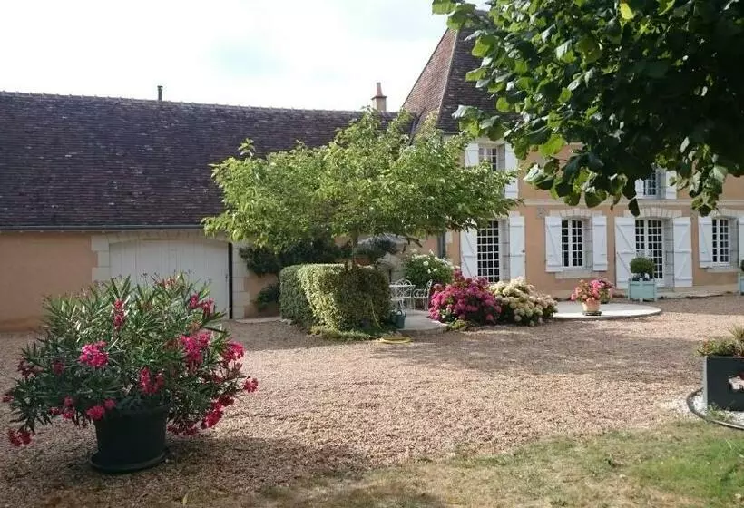 تختخواب و صبحانه Chambre D'hôtes Bracueil