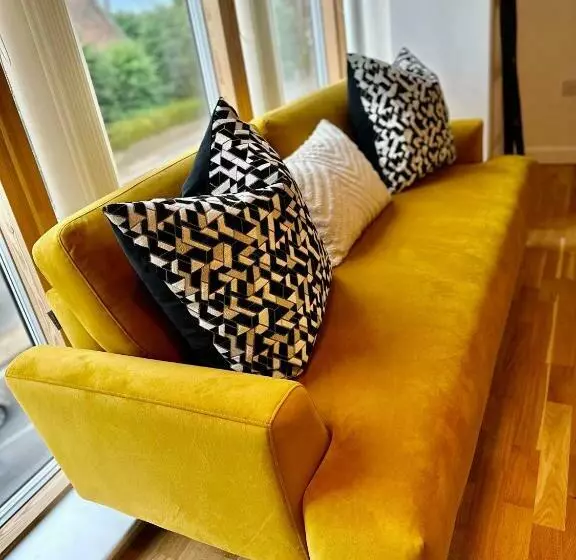 ベッドアンドブレックファースト Koala & Tree   Modern 1 Bed Apartment For 4 Guests In The Heart Of Cambridge   Short Lets & Serviced