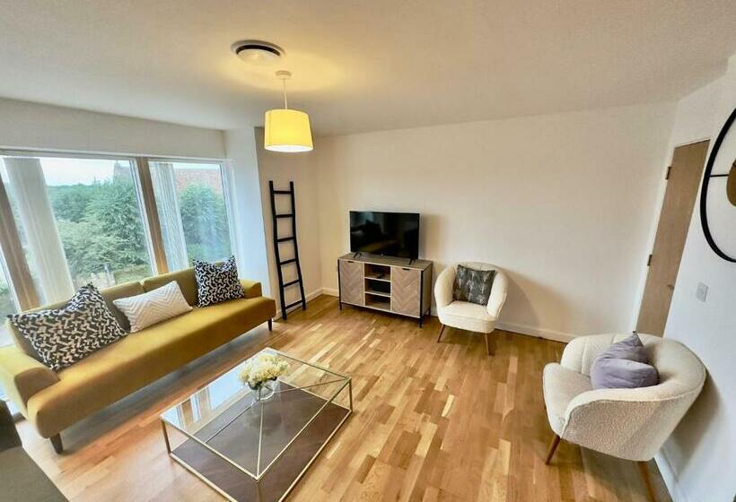 Aamiaismajoitus (B&B) Koala & Tree   Modern 1 Bed Apartment For 4 Guests In The Heart Of Cambridge   Short Lets & Serviced