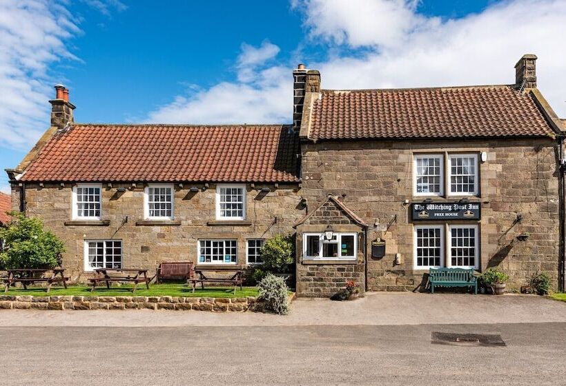 Bed and Breakfast The Witching Post Inn