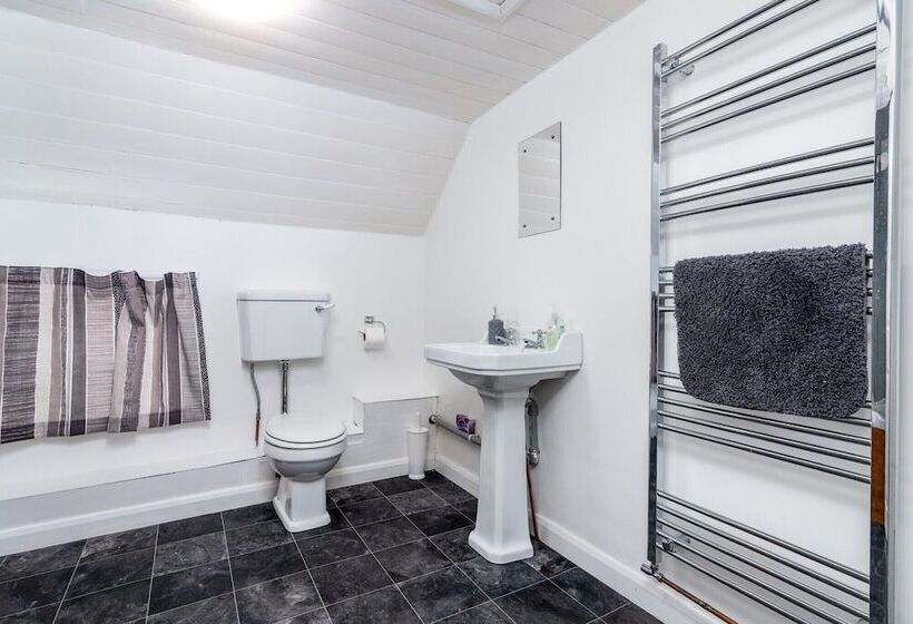 Bed and Breakfast The Witching Post Inn