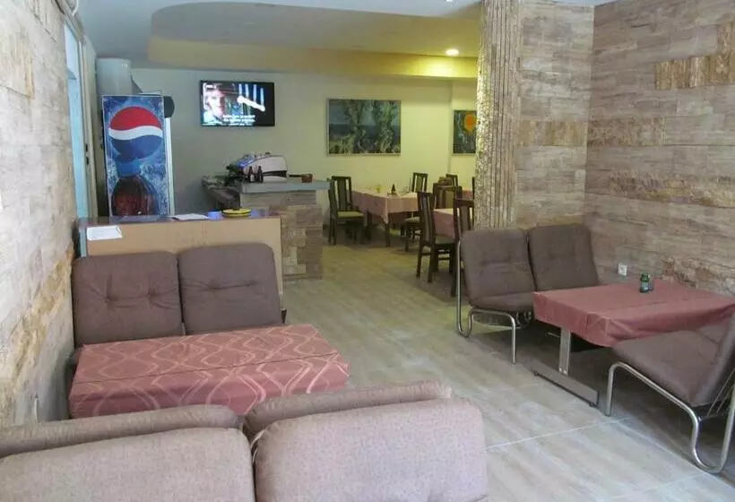 Hostel T&m