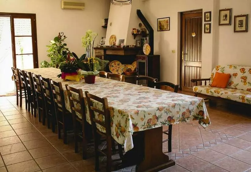 Hotelli Agriturismo Perdaba