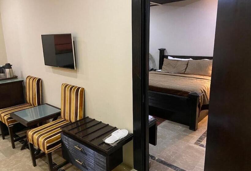 هتل City Centre Suites