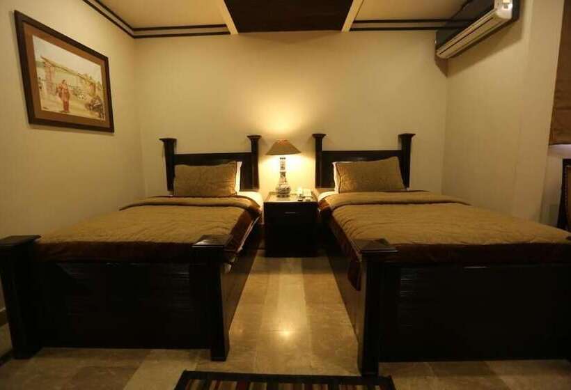 هتل City Centre Suites