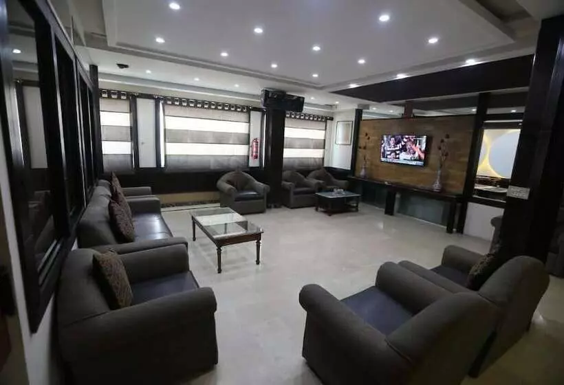 هتل City Centre Suites