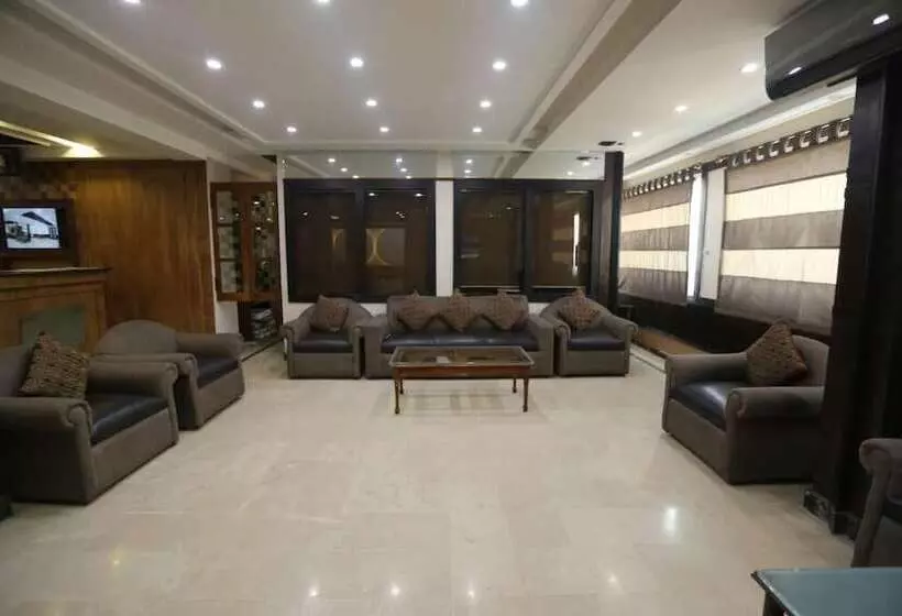 هتل City Centre Suites
