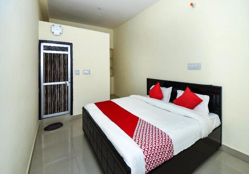 בית מלון כפרי Oyo 28059  Wayside