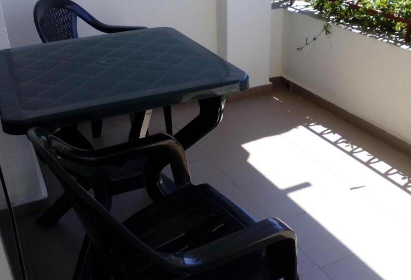 Pension Rooms Via Maris