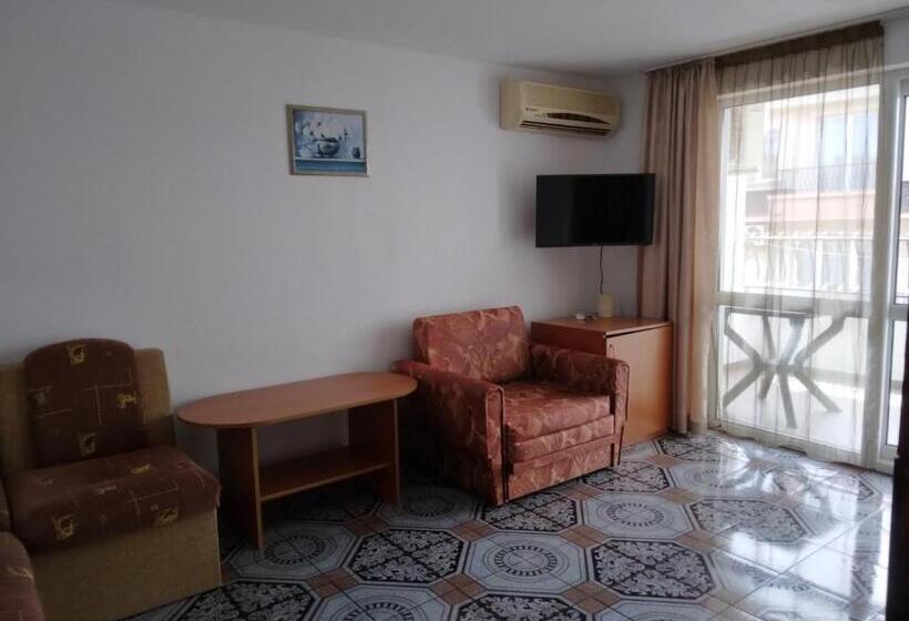 Pension Rooms Via Maris