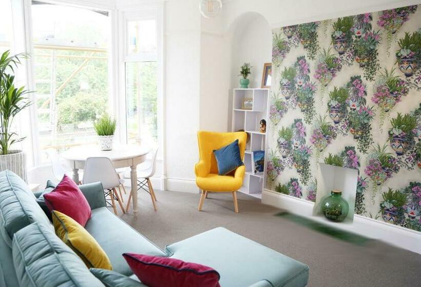 بنسيون Sundial Stays Kendal