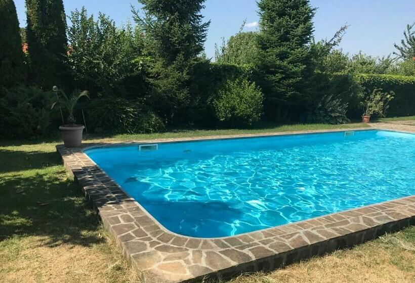 פנסיון Villa Nymphea Water Lily