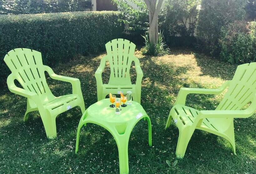 פנסיון Villa Nymphea Water Lily