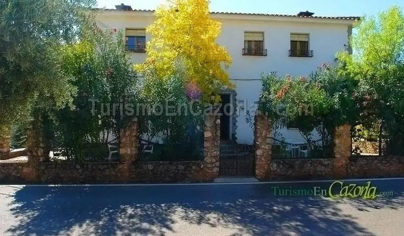 استراحتگاه Alojamiento Turístico El Pantano De Cazorla
