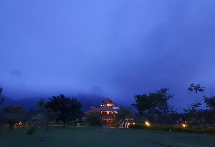 Resort Avadale Masinagudi   Stag Groups Not Allowed