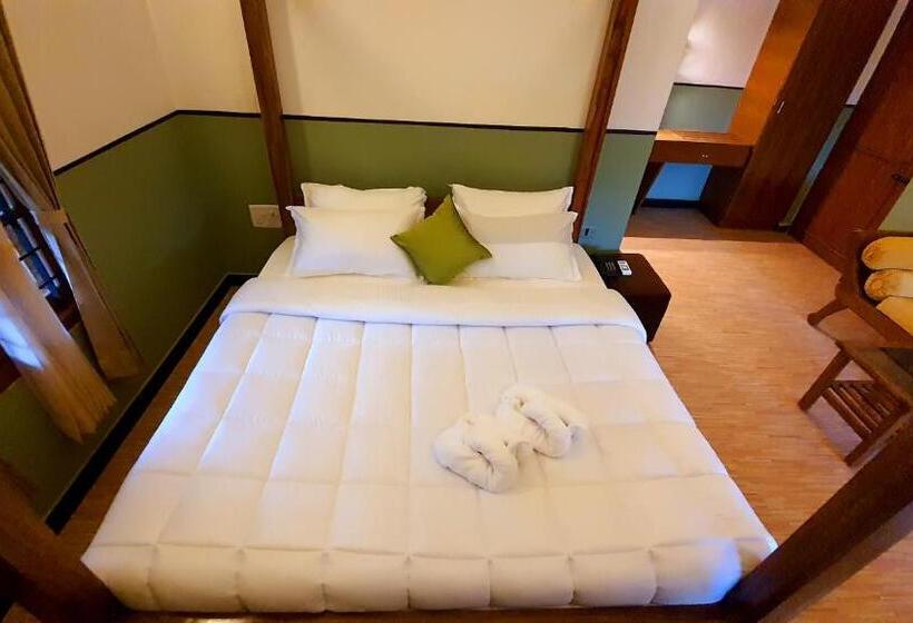 Resort Avadale Masinagudi   Stag Groups Not Allowed