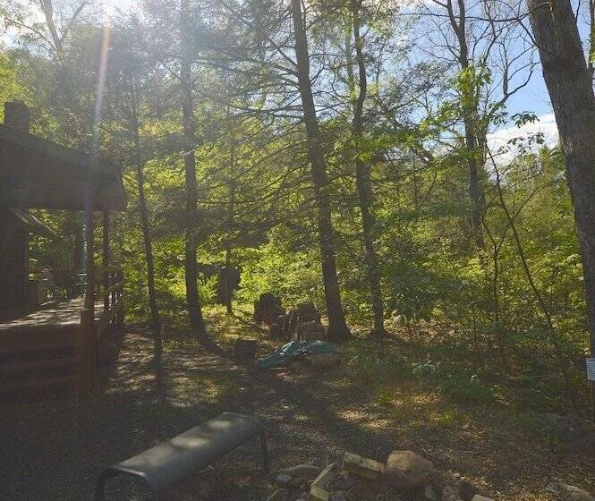 Rosies Creekside Retreat   3 Br Escape!