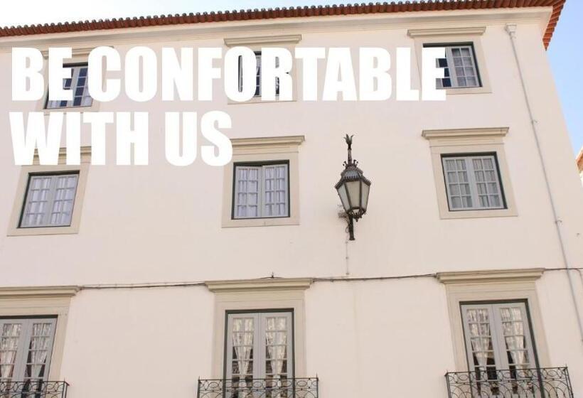 Be Coimbra Hostels
