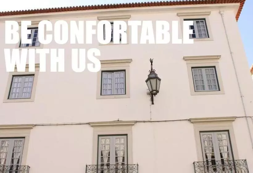 Be Coimbra Hostels