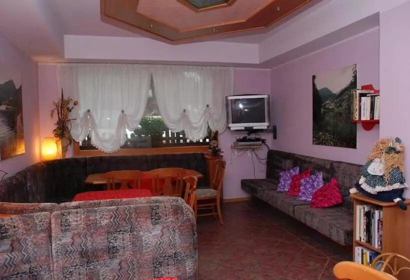 Hotelli Albergo Ginevra