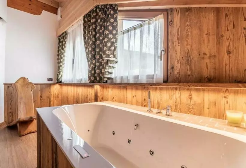 ホテル Genzianella