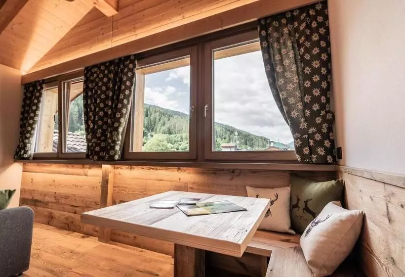 ホテル Genzianella