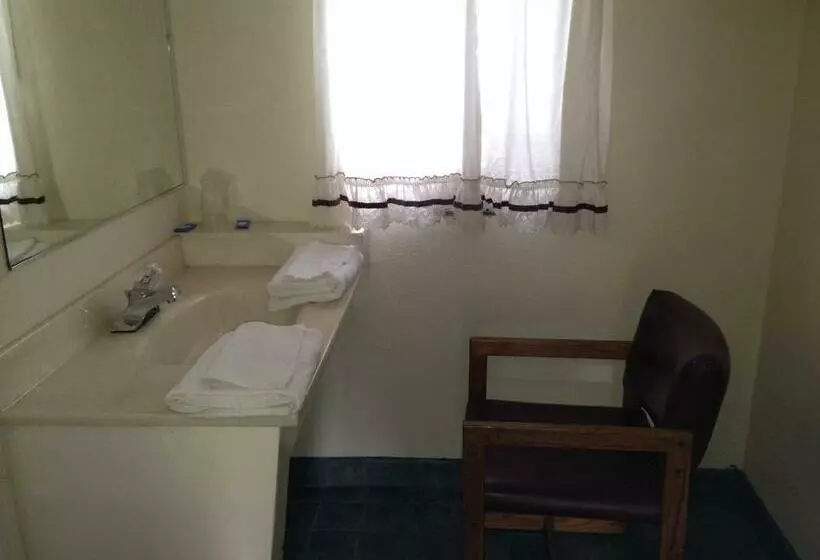 モーテル Discovery Inn