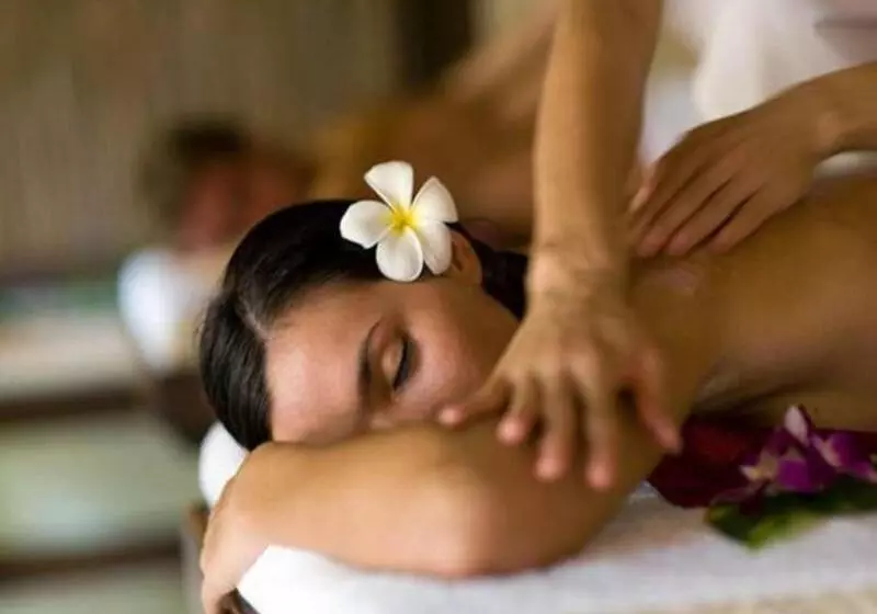 Pacific Suites Boutique Hotel And Bistro