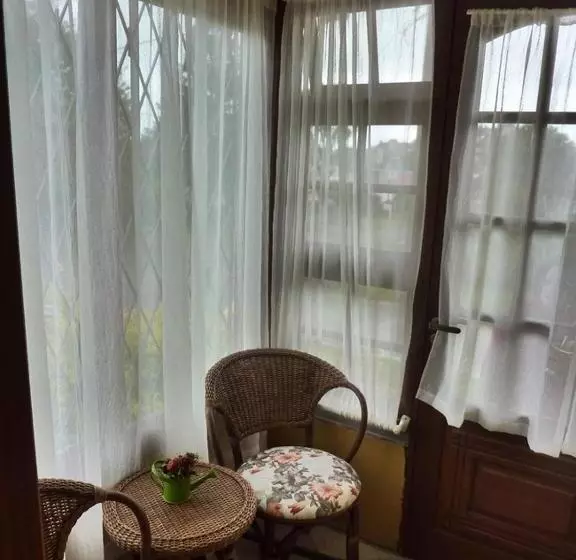 Majatalo Pousada Casa Amarela