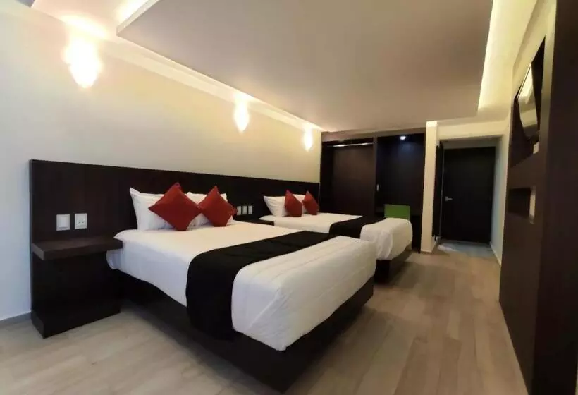 ホテル La Estancia Zacatlan